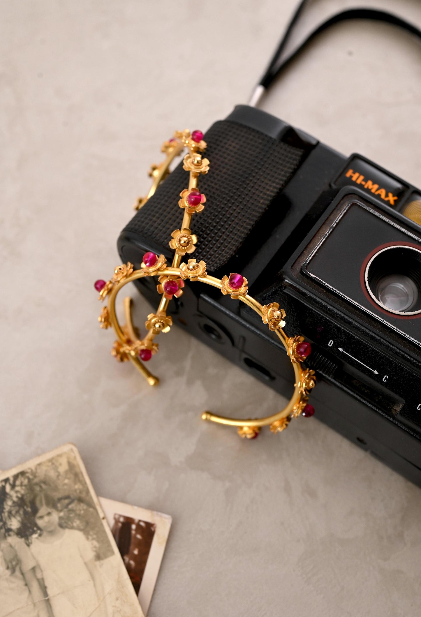 Sunehri Bangles