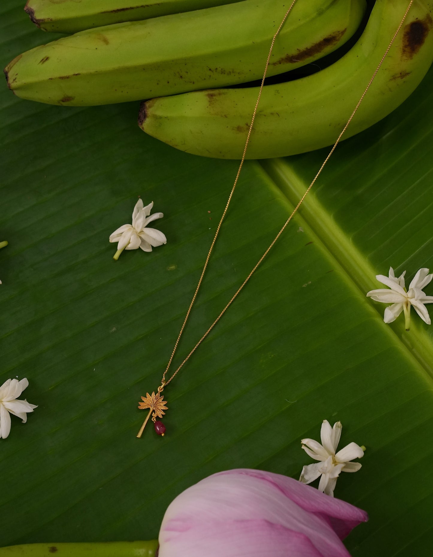 Banyan Tree Neckpiece