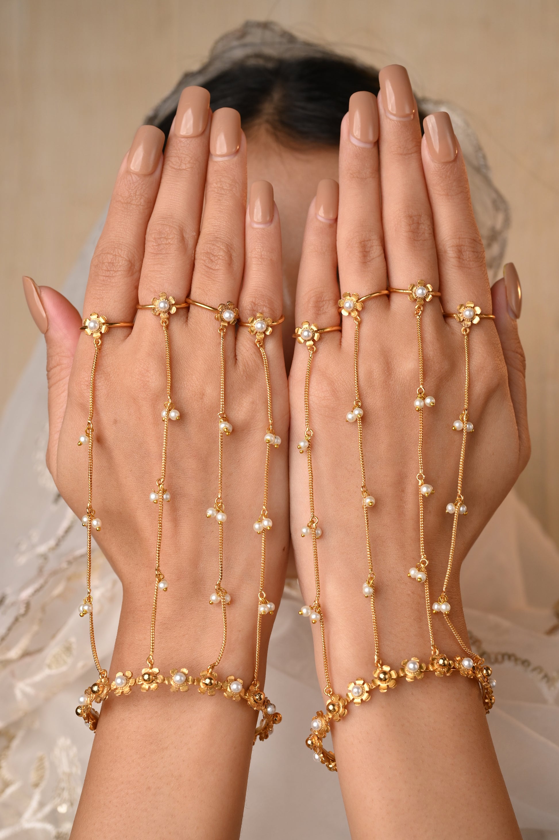 Gulshan Haathphool – Tangerine Bio Jewelry1