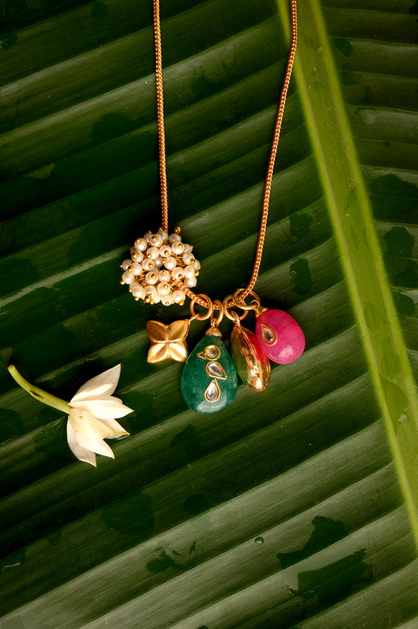 Koyal Neckpiece