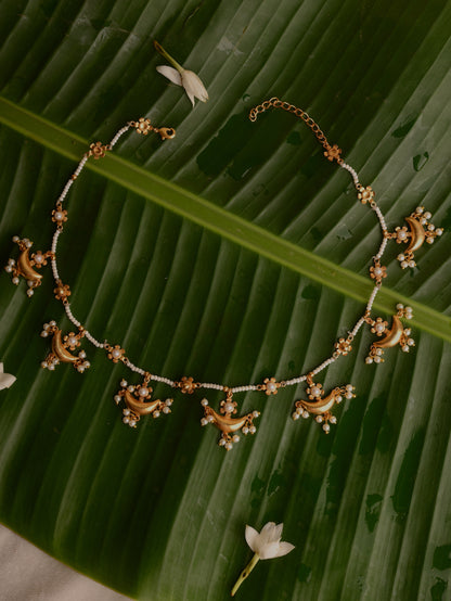 Chaand Neckpiece