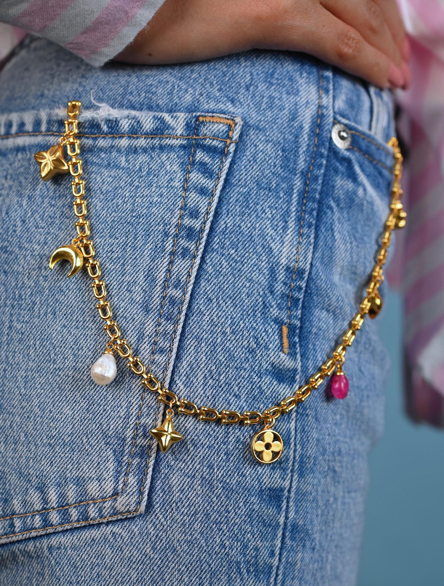 The Lune Neckpiece