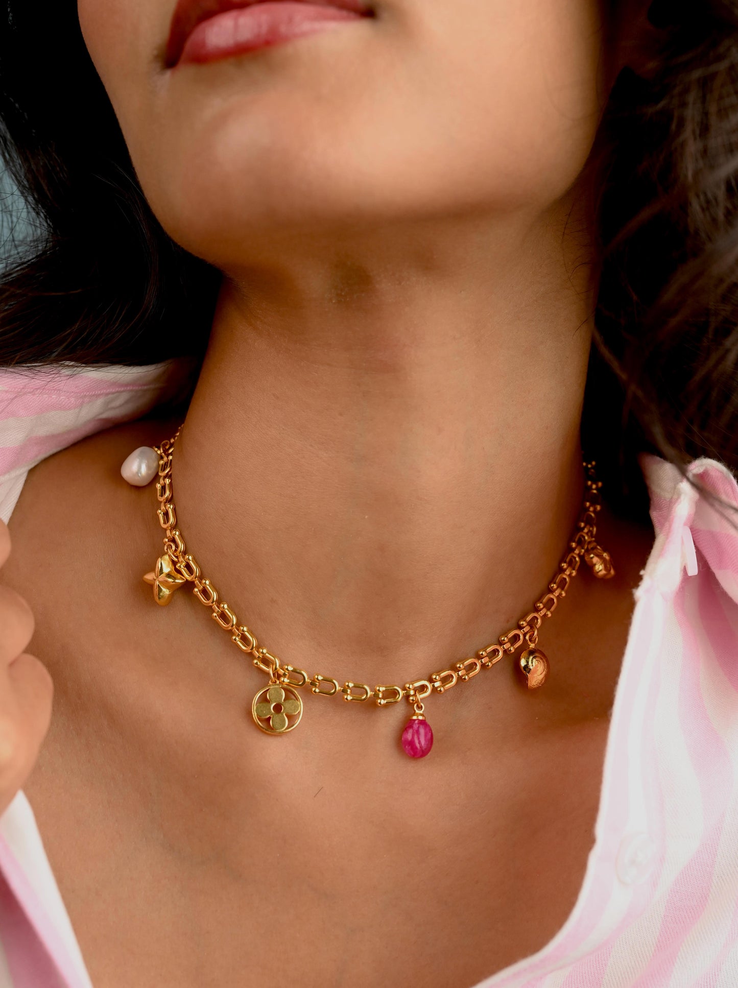 The Lune Neckpiece