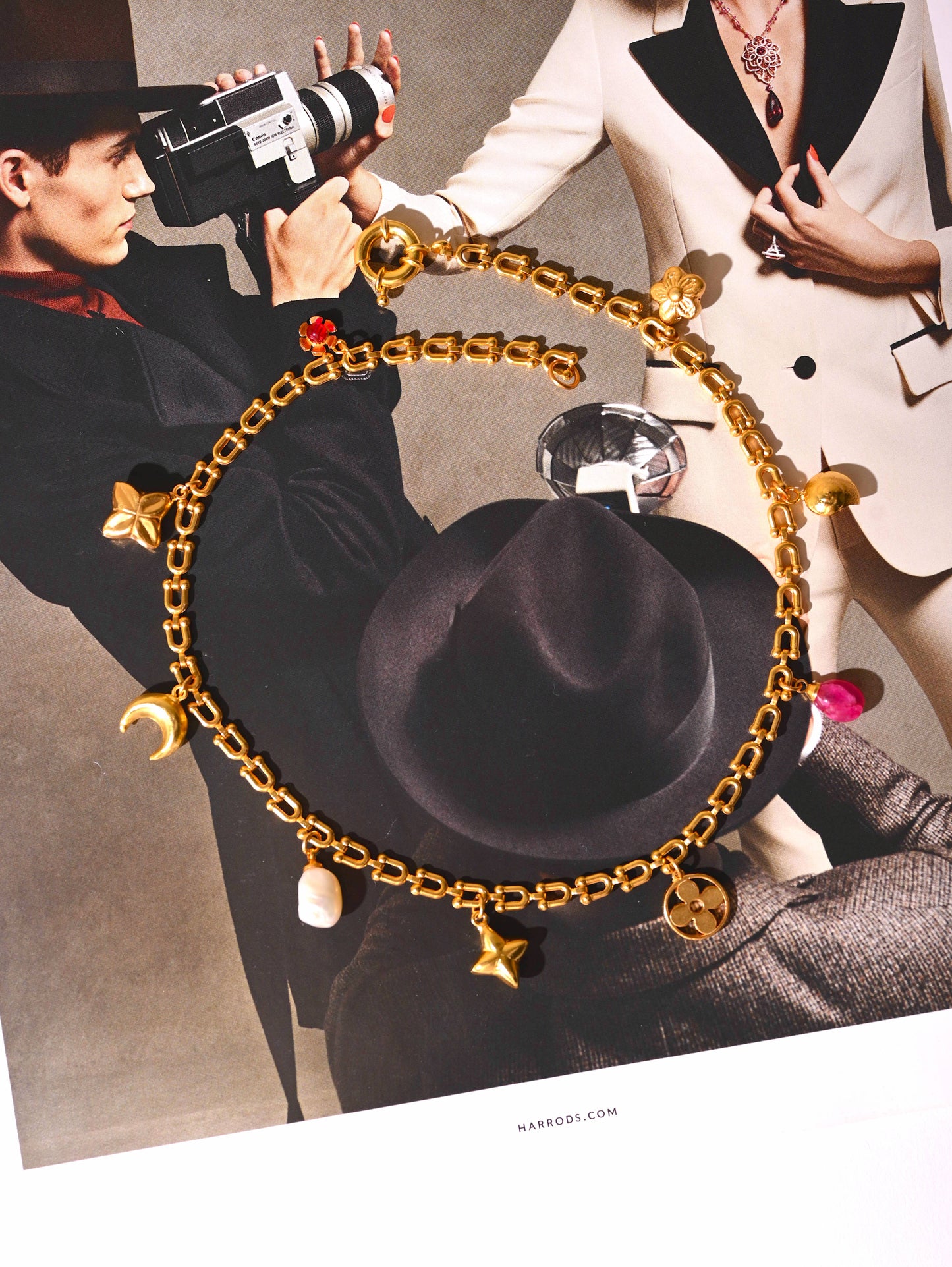The Lune Neckpiece