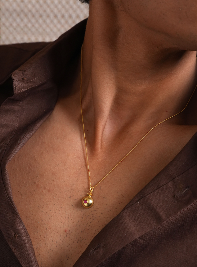 Anar Neckpiece