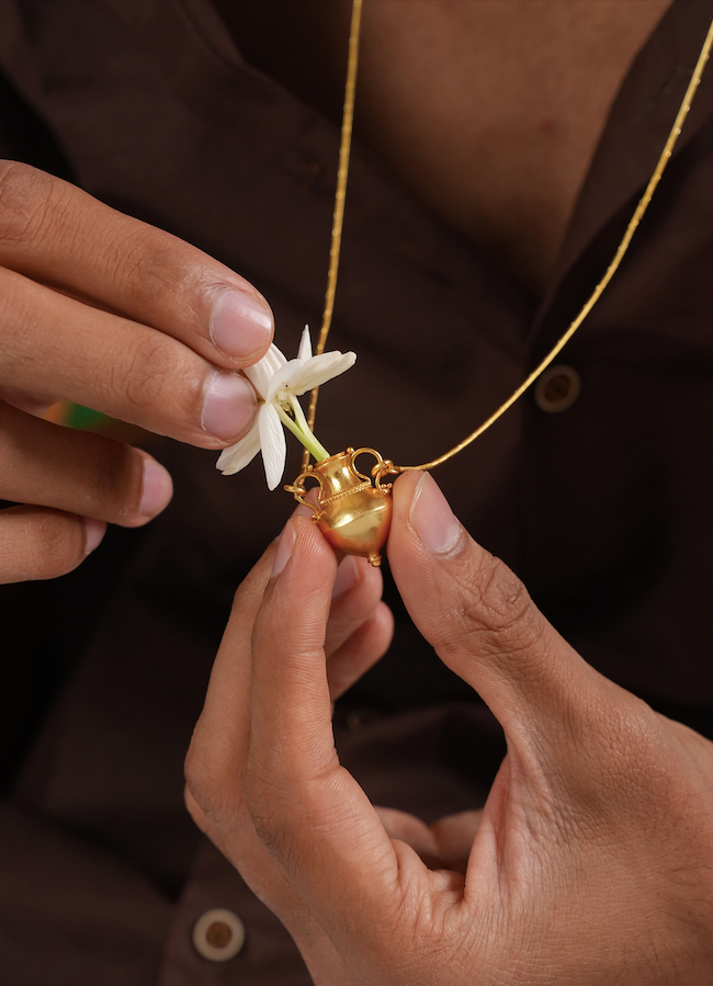 Surayi Neckpiece