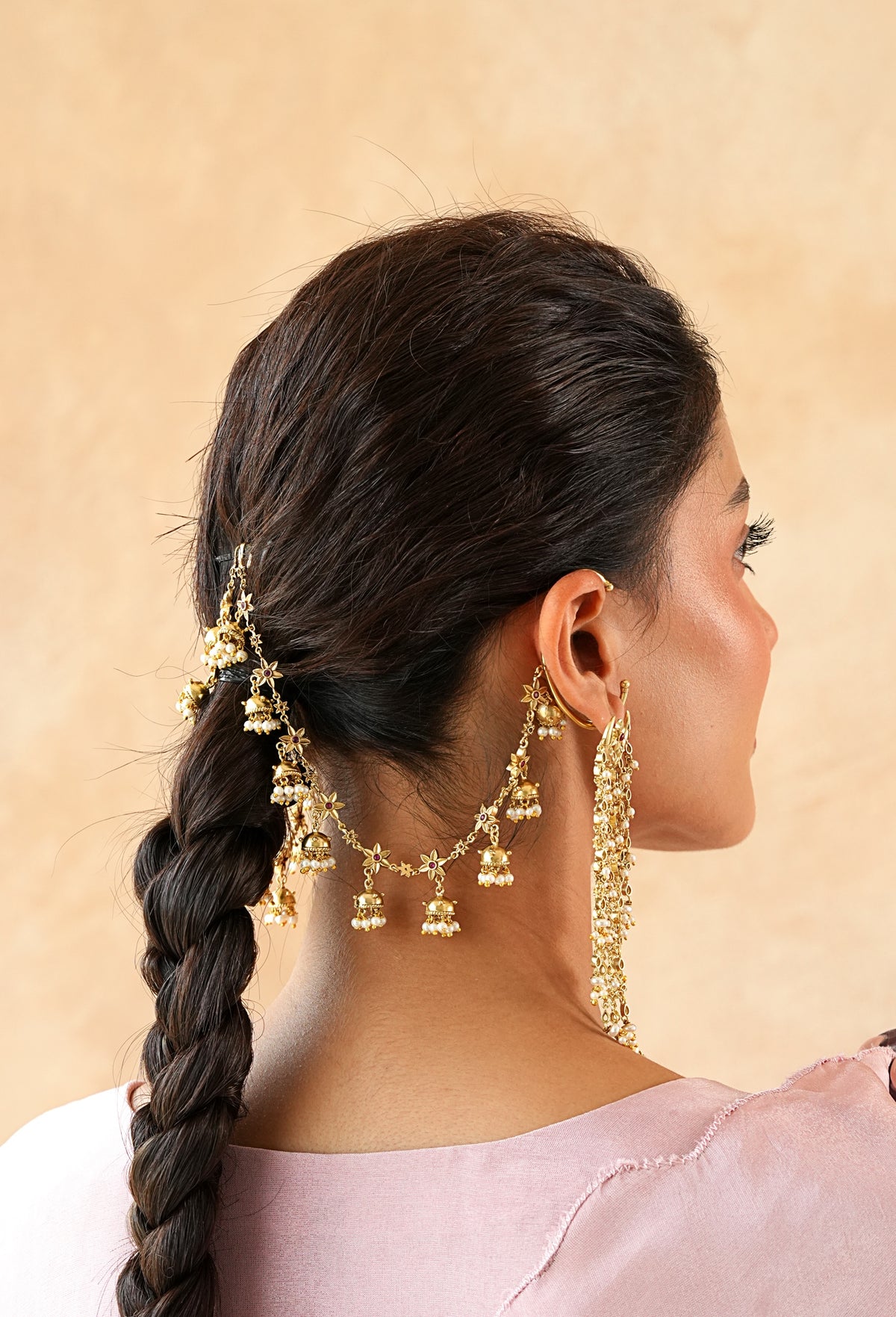 Zoya Kaanchain