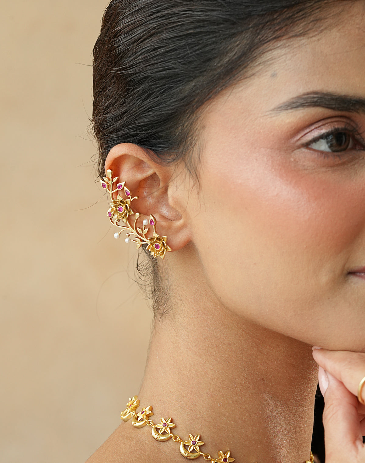 Gulnaar Earcuff