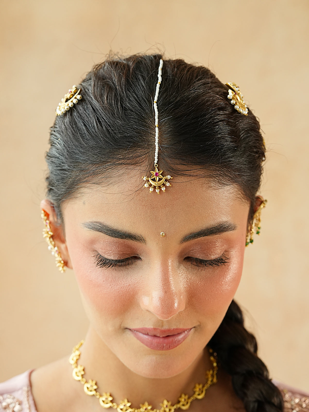 Apsara Maang Tika