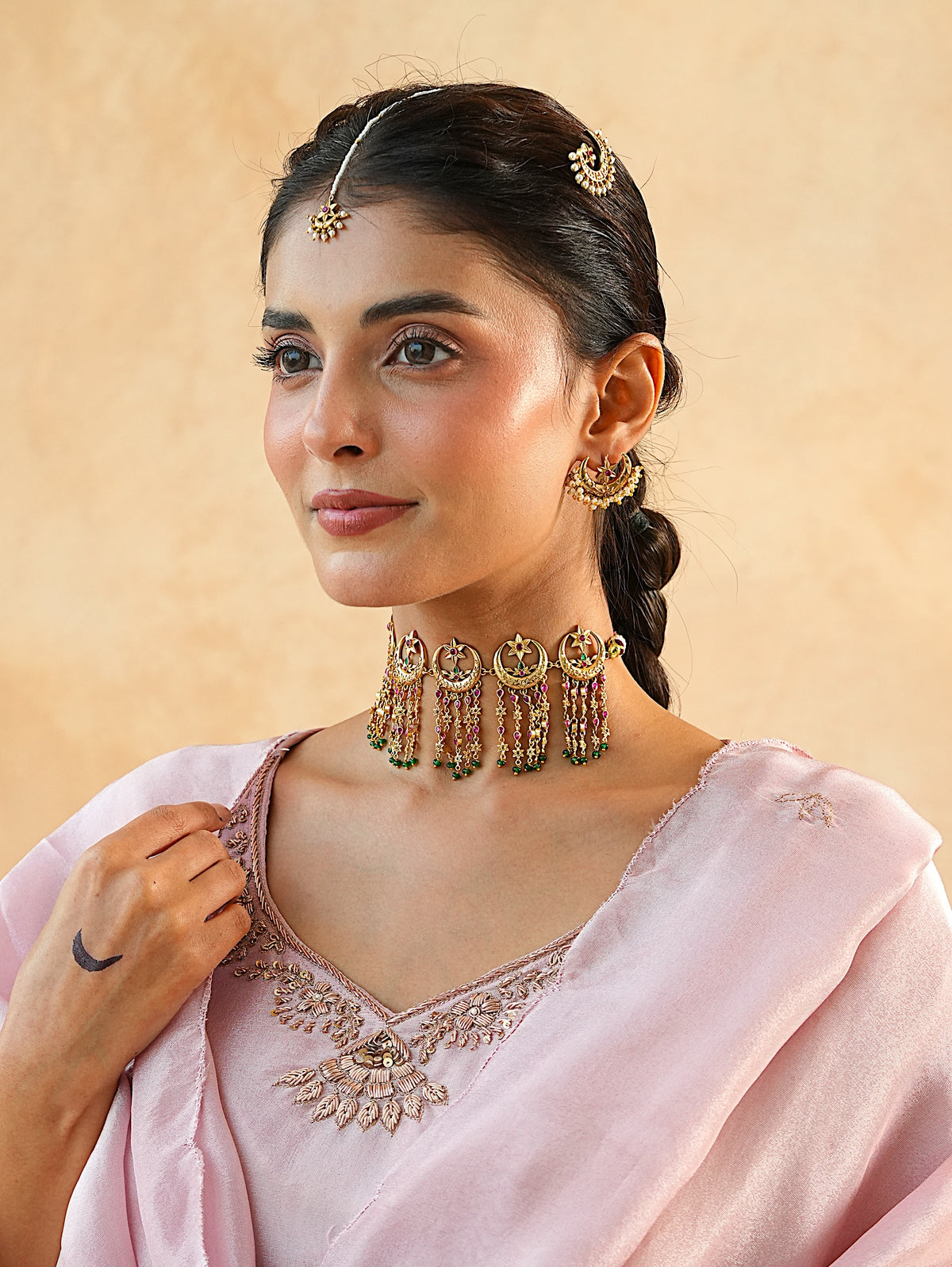 Mumtaz Neckpiece