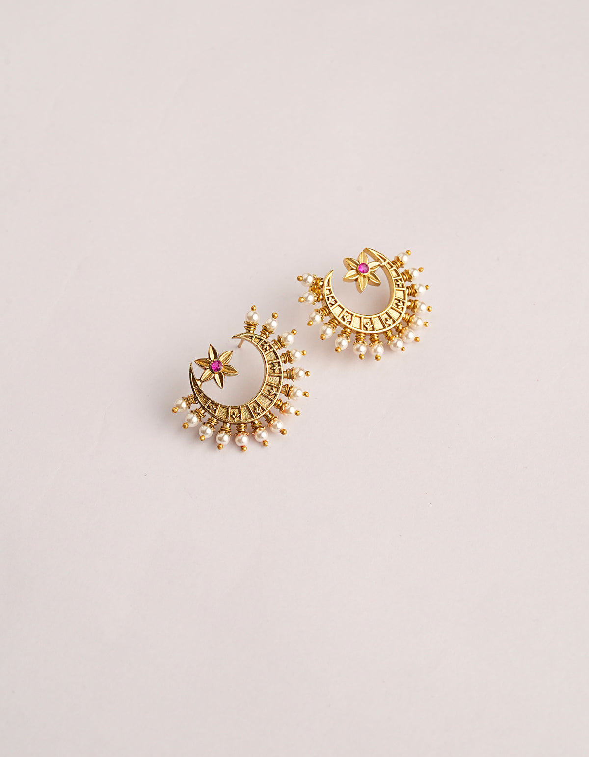 Zeenat Studs
